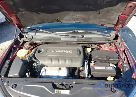 2015 Chrysler 200 Limited z USA, uszkodzony, nr VIN 1C3CCCAB2FN707574